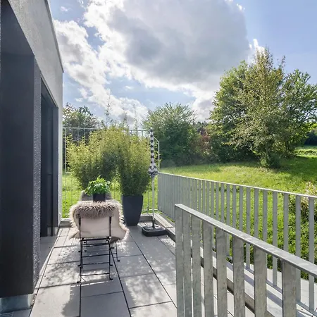 Apartment Landtraum 17 *